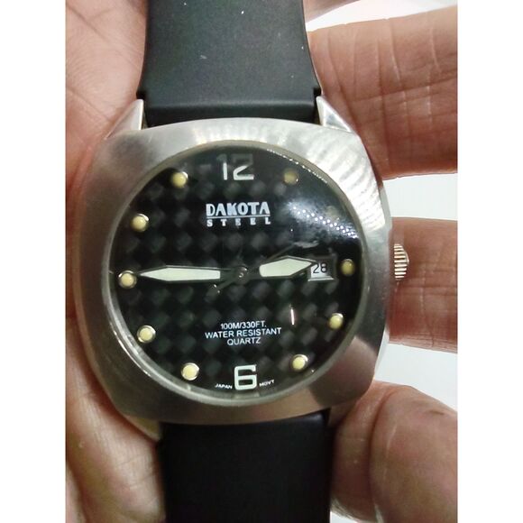 Dakota Steel Rock Solid Time Vintage Date Watch - Picture 1 of 13